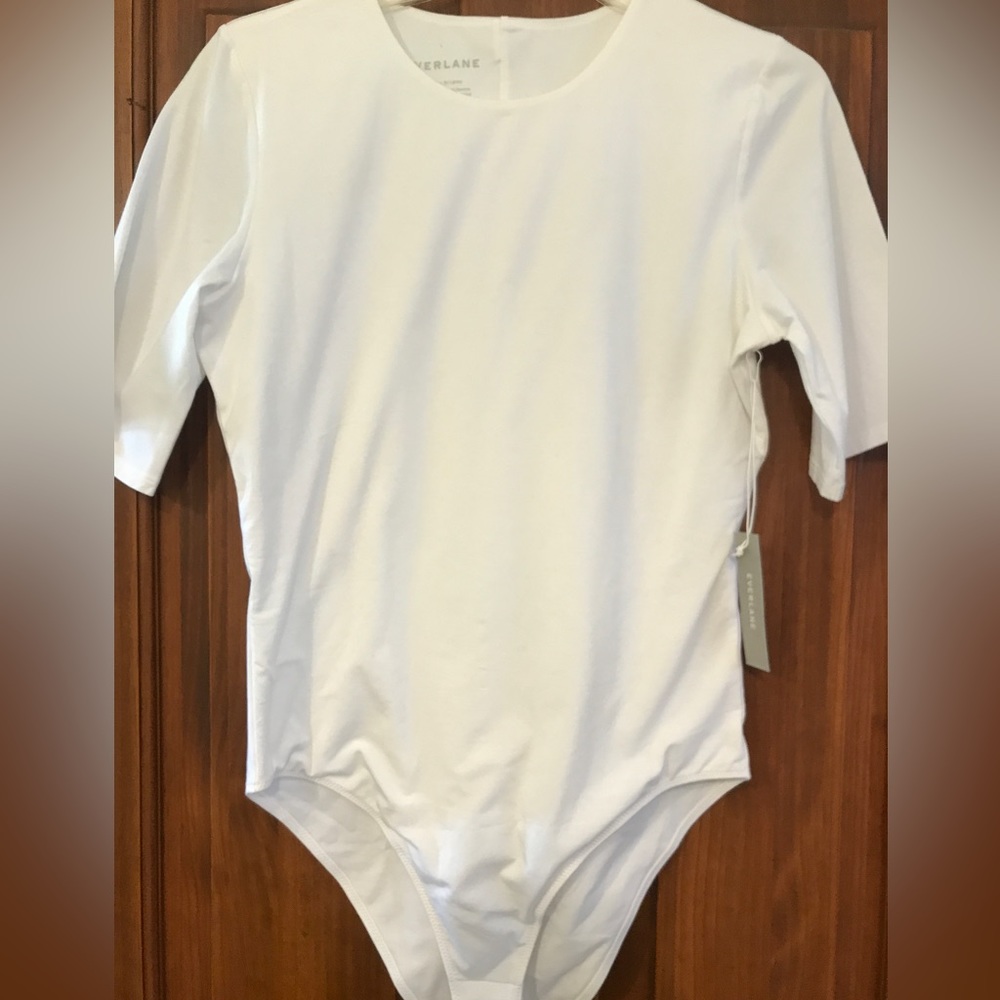 Everlane white short-sleeve crew neck bodysuit